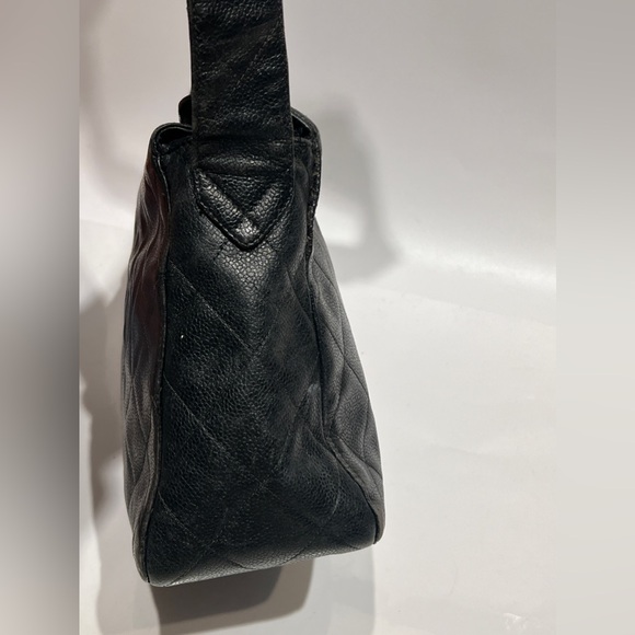 Chanel vintage caviar shoulder bag (project) - Picture 9 of 16